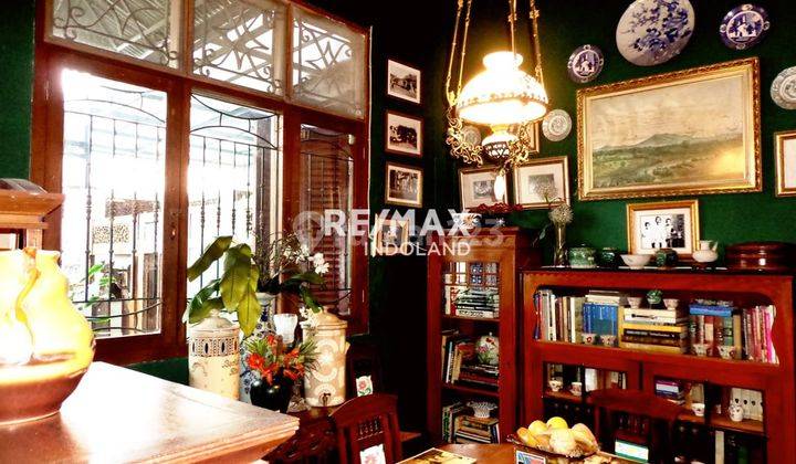 Di Jual Rumah Resto Gaya Kolonial Bagus 3 Lantai Lokasi Strategis 1