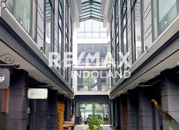 Di Sewakan Ruko Promenade 3 Lantai Lokasi Super Strategis 1