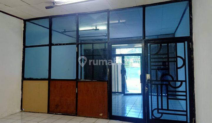 Ruko bagus 2 lantai di Kedoya Utara  3