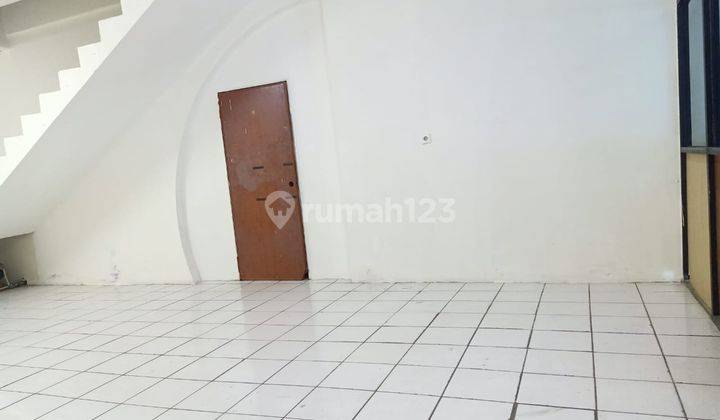Ruko bagus 2 lantai di Kedoya Utara  5