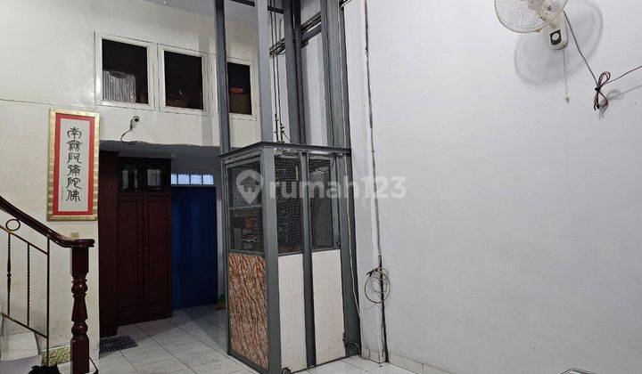 Di Jual Hemat 2 Ruko Siap Huni 3 Lantai Jalan Gaharu 2