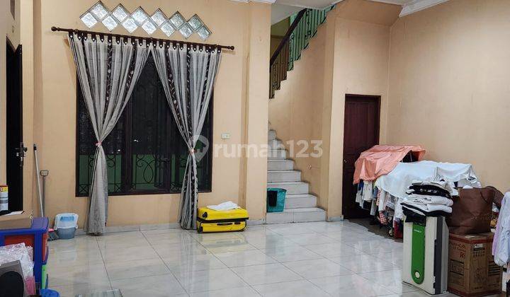 Di Jual Murah Villa Komp. Cemara Asri 1