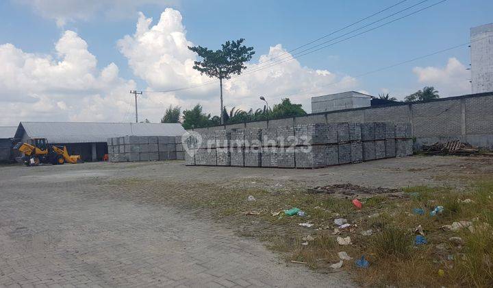 Di Jual Murah Tanah + Bangunanjalan Besar Lintas 2