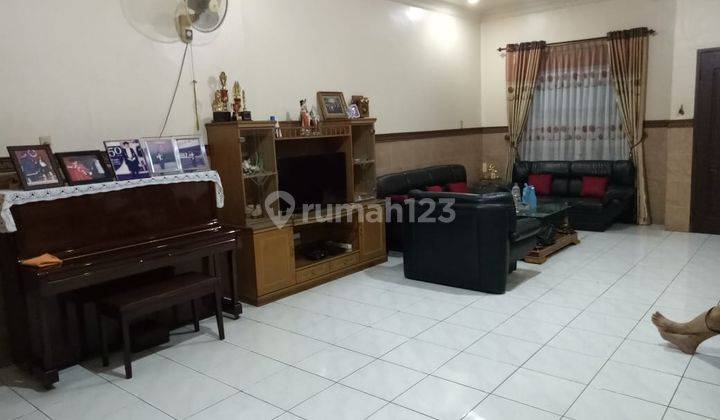 Di Jual Murah Villa Inti Kota Siap Huni Daerah Polonia 2