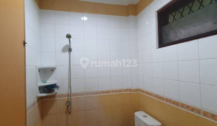 Di Jual Murah Rumah Inti Kota Siap Huni 2 Tingkat 12
