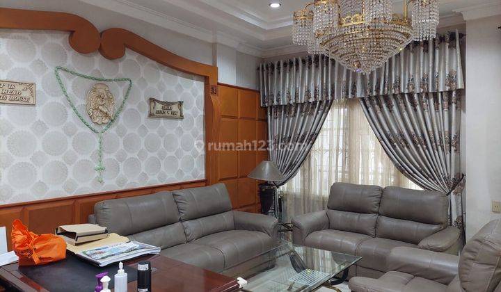 Di Jual Murah Villa Komp. Taman Polonia  1