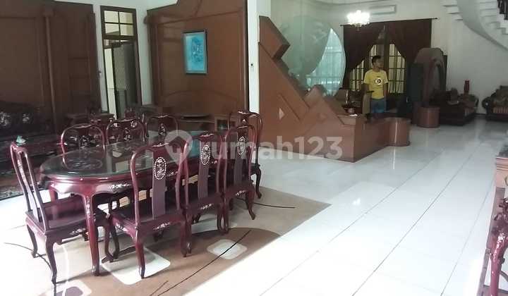 Di Sewakan Murah Villa Komp. Taman Malibu Indah  7