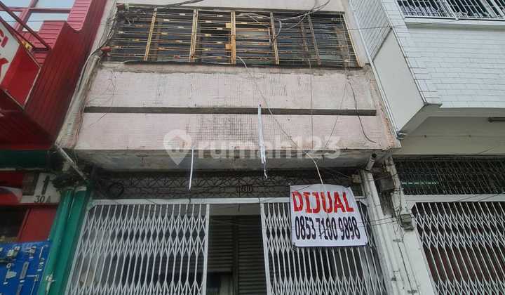 Di Jual Murah Ruko 3 Lantai Pinggir Jalan Inti Kota Di Jual Murah Ruko 3 Lantai Pinggir Jalan Inti Kota