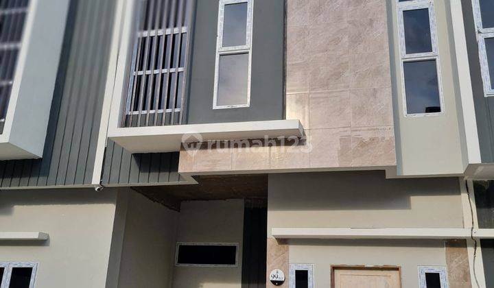 Di Jual Murah Villa Gandeng Komp. Sutomo Palace Inti Kota 1