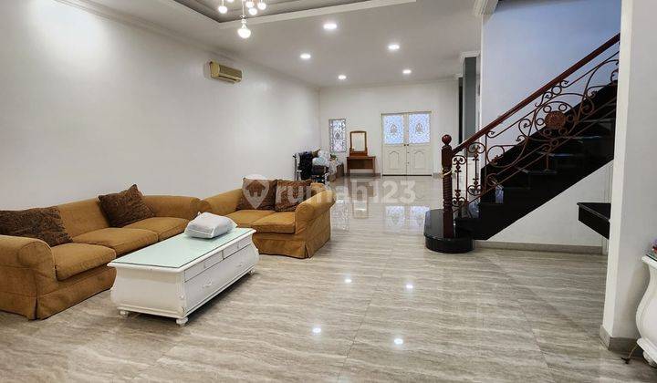 Di Jual Murah Villa 3,5 Lantai Inti Kota Siap Huni 1