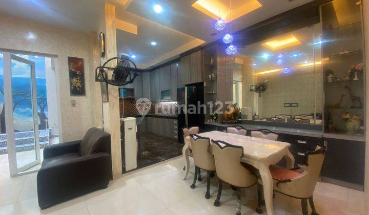 Di Jual Murah Villa Komplek Griya Riatur Indah 2