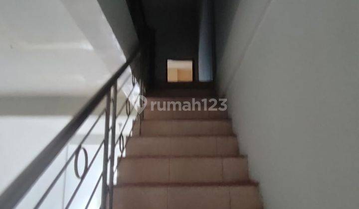 Di Jual Murah Ruko 3 Tingkat Siap Huni Pinggir Jalan 2