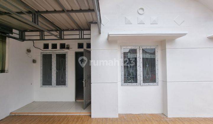 Di Jual Murah Villa Komplek Cemara Asri Siap Huni 1