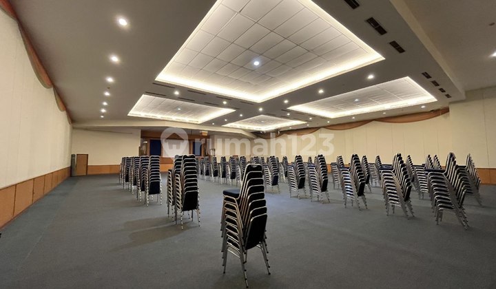 For Sale Cheap Office in Helvetia Luxury Area For Sale Cheap Office in Helvetia Luxury Area