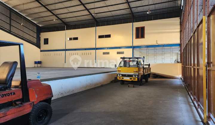 Warehouse for Sale Cheap in KIM 2 Medan, Good Condition, Ready to Use