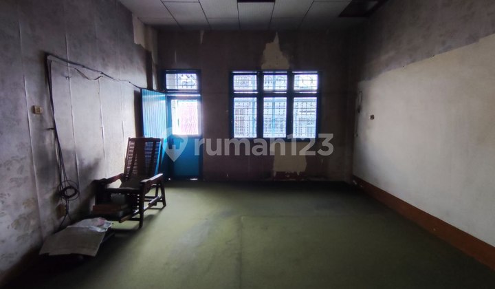 Strategic Shop House in the City Center, Sutomo Street, Ready to Occupy 2