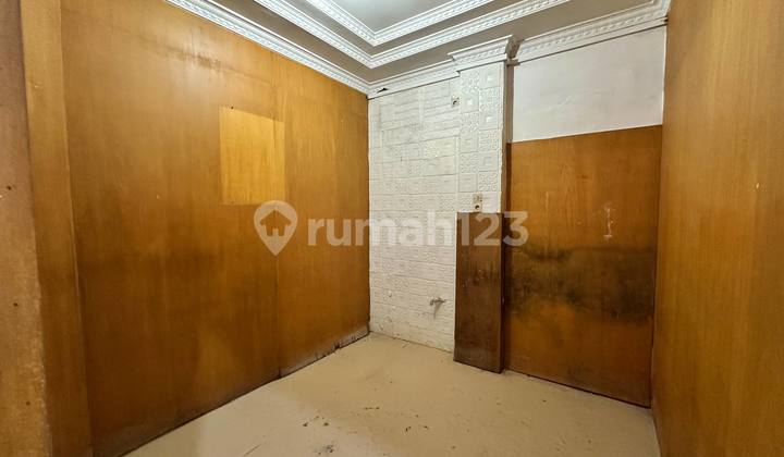 Affordable House Near Sun Plaza, Cambridge Medan Kediri Street 2