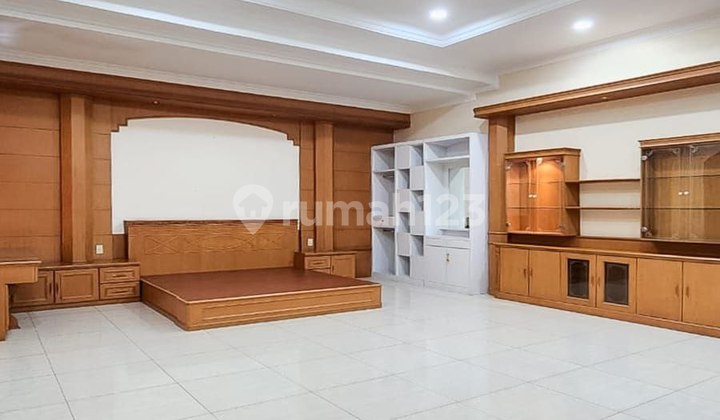 Di Jual Villa Luas Cemara Asri Murah Siap Huni 2