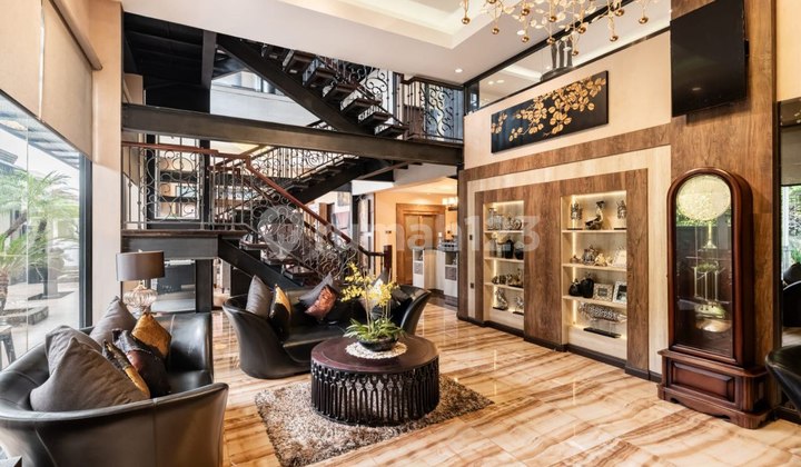 Exclusive Furnished House with Complete Facilities in the Krakatau Area