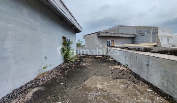 Rumah Kosong Murah Graha Metropolitan Jalan Kapten Sumarsono 2