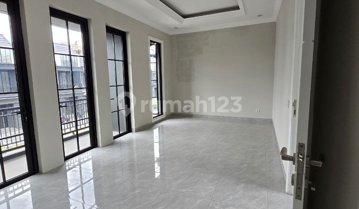 Villa Model Scandinavian Citraland Siap Huni Dijual Murah