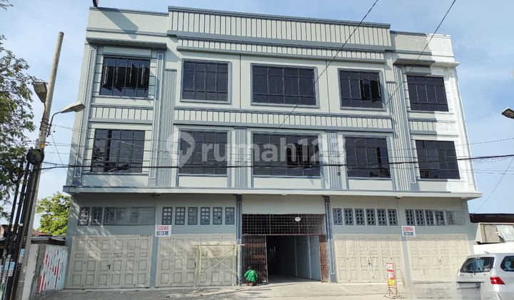 For Rent Cheap 4 Attached Shophouses Ready to Occupy Medan Tembung