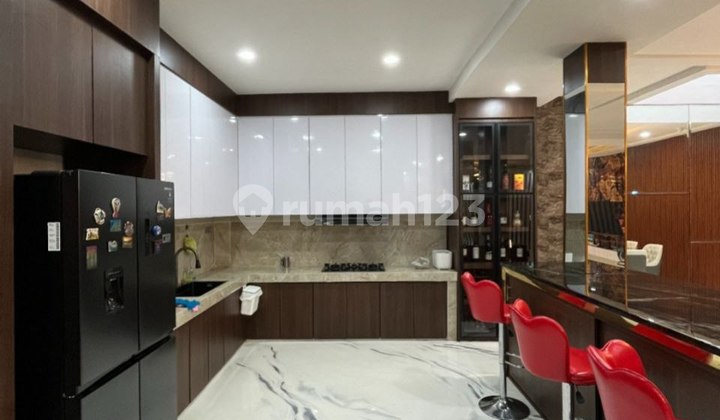 Dijual Cepat Rumah Mewah Siap Huni Komplek Malibu 2