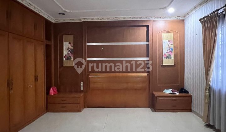 Dijual Villa Cemara Asri Luas Mewah Siap Huni 2