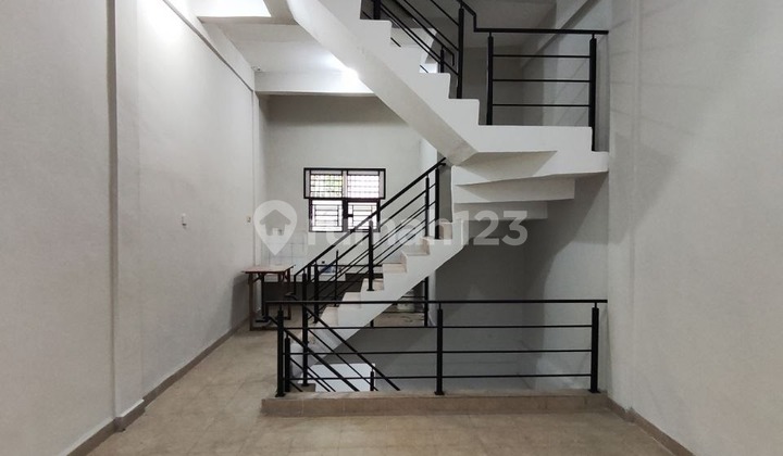 Ruko Murah Strategis Komplek JBBC Jl. Karya Jaya Ruko Murah Strategis Komplek JBBC Jl. Karya Jaya