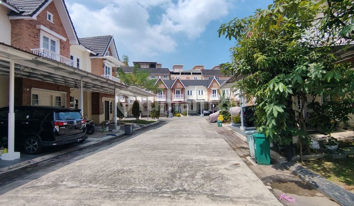 Dijual Cepat Villa Siap Huni Komplek Medan Resort City