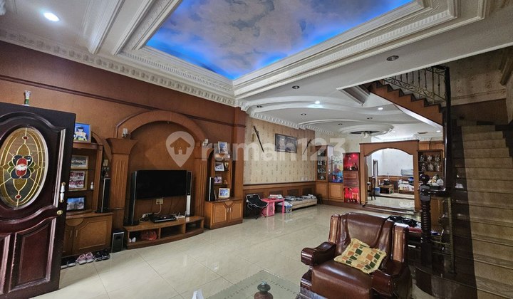 Cemara Indah Fully Furnished House Ready to Occupy For Sale Cheap 2