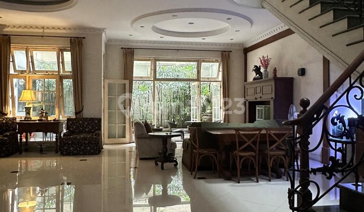 Dijual Villa Mewah Furnished Cemara Asri Dekat Jewel Garden & Citraland Sampali