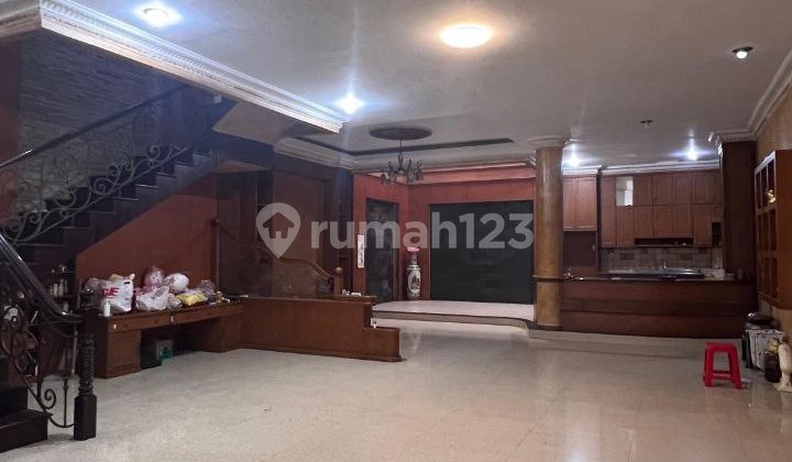 Dijual Villa Cemara Asri Luas Mewah Siap Huni 1
