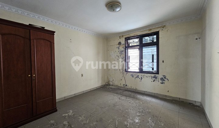 Ready to Occupy House in Sari Mas Complex, Putri Hijau Street. 2