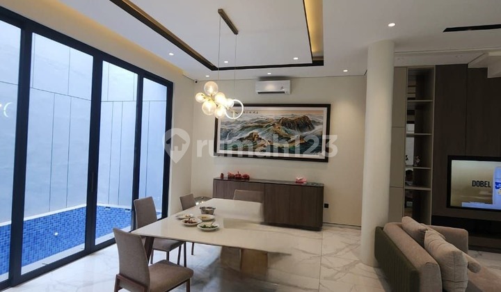 Dijual Villa Mewah Sultan Citraland Gama City Medan