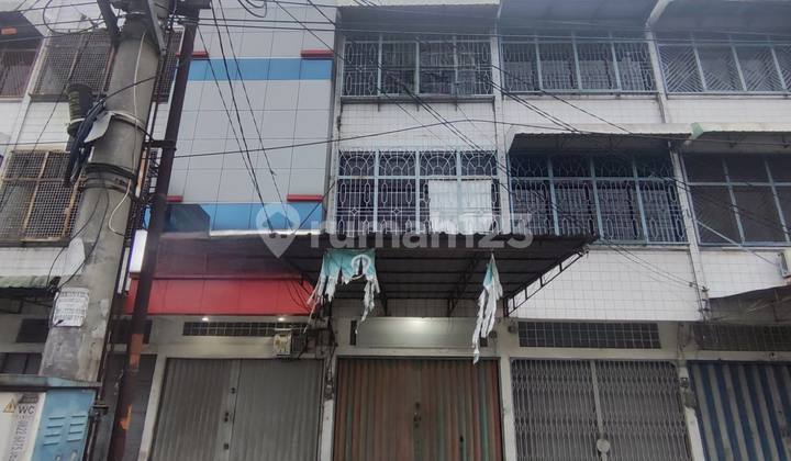 Disewa Murah Ruko Lokasi Strategis Jalan Letda Sujono Disewa Murah Ruko Lokasi Strategis Jalan Letda Sujono
