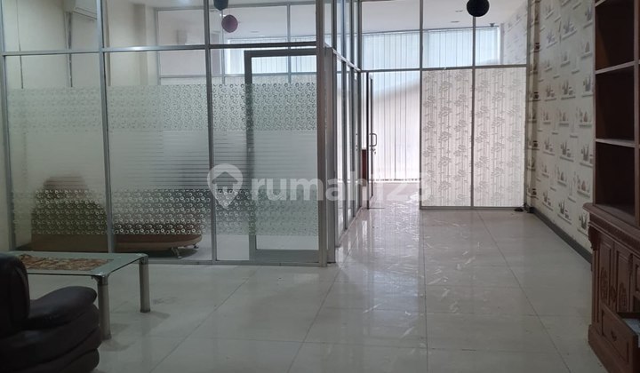 Disewa Ruko Siap Huni Dekat Pusat Kota Jalan Amir Hamzah Disewa Ruko Siap Huni Dekat Pusat Kota Jalan Amir Hamzah