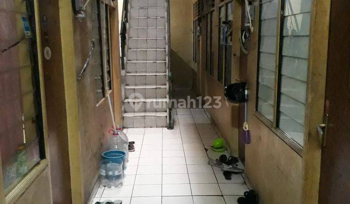 Rumah 2 Lantai Jakarta Barat SHM Rumah Tinggal + Kos 20 Kamar  2