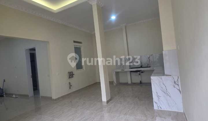 For Sale Luxury House in Gading Serpong at a Very Affordable Price. Contact Ingche 08777102xxxx 2