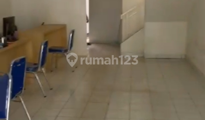 For Rent Royal Shop House Ready to Use Only 70Million. Contact Ingche 08777102xxxx 2