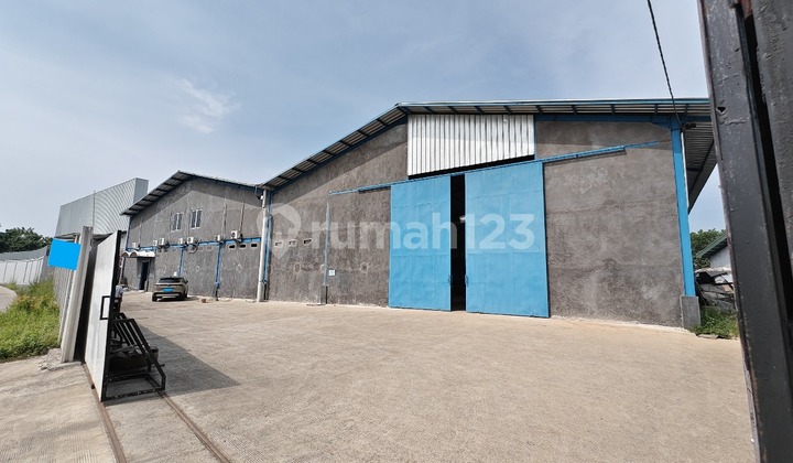 For Sale Multifunctional Industrial Factory Warehouse Near Tiga Raksa. Contact Ingche 08777102xxxx For Sale Multifunctional Industrial Factory Warehouse Near Tiga Raksa. Contact Ingche 08777102xxxx