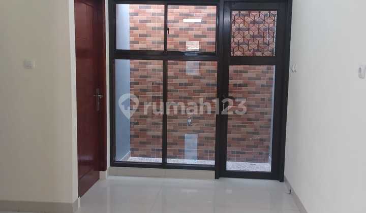 Rumah Semi Furnish di Poris. Hubungi Ingche 0877xxxxxxxx