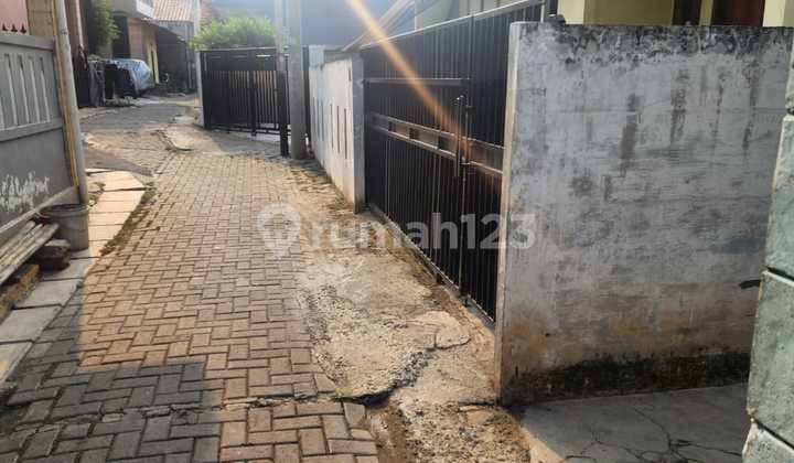 Super Cheap Sale Ready-to-Live House 550Jtf with 5 Bedrooms. Contact Ingche 08777102xxxx Super Cheap Sale Ready-to-Live House 550Jtf with 5 Bedrooms. Contact Ingche 08777102xxxx