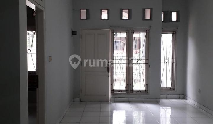 Rumah Disewakan 1 Lantai Dalam Komplek Galaxy  2