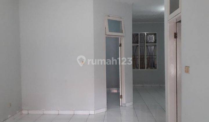Rumah Disewakan 1 Lantai Dalam Komplek Galaxy  3