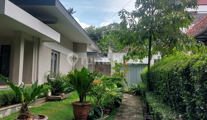 Rumah Asri ala Belanda dekat Dago  dgn Pusat Kota Bandung 4