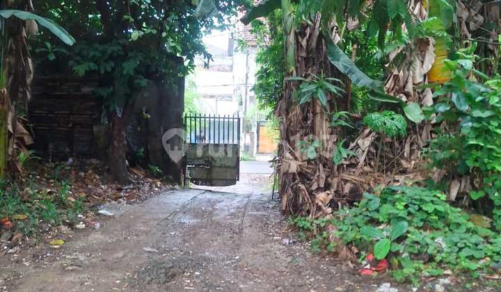 Tanah Besar Bebas Banjir Pondok Indah Jakarta Selatan. Tanah Besar Bebas Banjir Pondok Indah Jakarta Selatan.