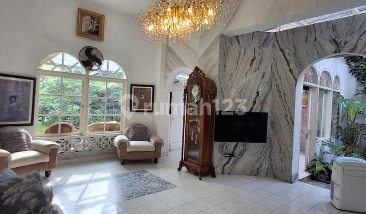 Rumah Menteng Jual Cepat Lokasi Premier Dkt Rmh Wapres Dan.mesjid Sunda Kelapa, Asri , Vintage, Aman. 1
