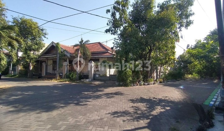 House in Karah Agung Surabaya 1