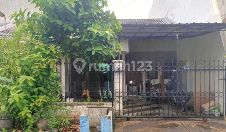 For Sale House in North Baruk Rungkut 1